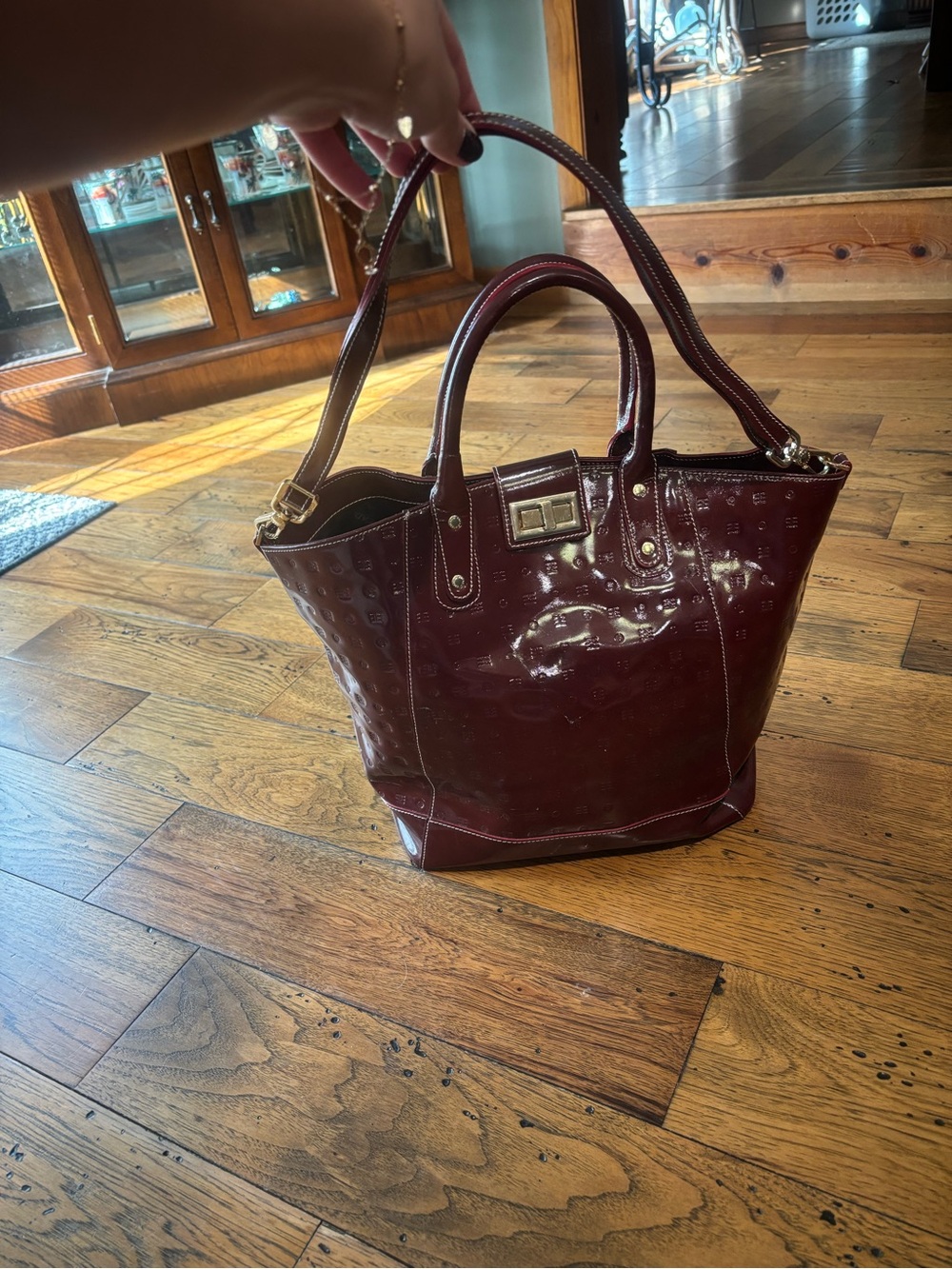 Arcadia Embossed Patent Leather Tote Handbag in Deep Burgundy Turnlock Closure